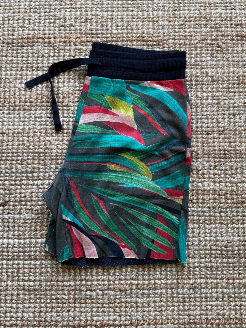 Osklen Men's Olive Green Palm-Print Hybrid Shorts